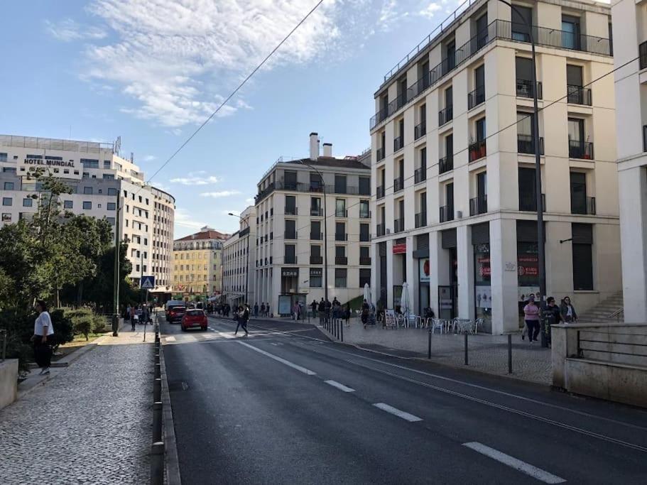 Mm3 Very Central Baixa-Rossio! Castle View And Free Parking! ลิสบอน ภายนอก รูปภาพ